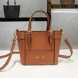 Guess Jakar Hannu Mai Logo Zinare - 1