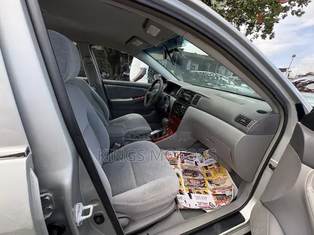 2004 Toyota Corolla Silver - 1