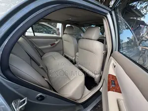 2004 Toyota Corolla LE - Grey