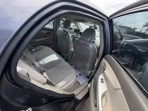 Toyota Corolla 2011 Gray