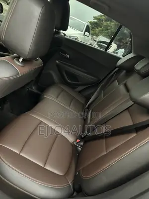 Chevrolet Trax 2015 Maroon