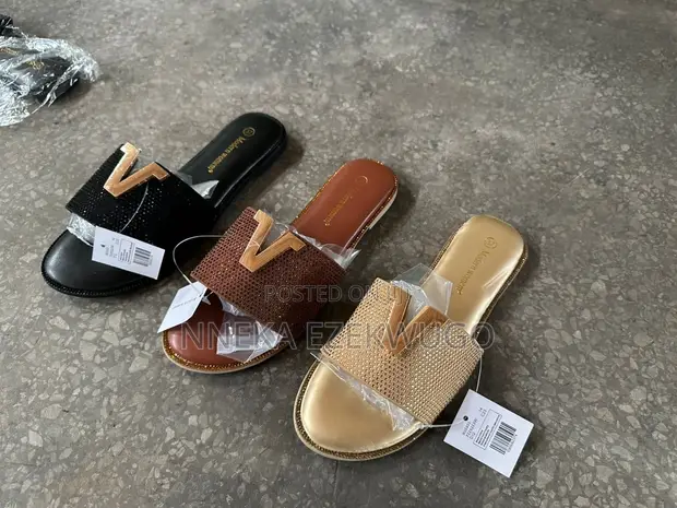Stylish Women's Flat Sandals - 1