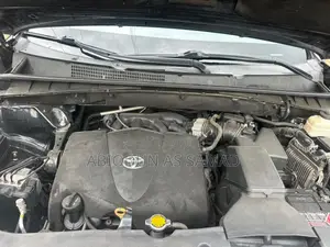 2017 Toyota Highlander LE 4x4 V6 SUV