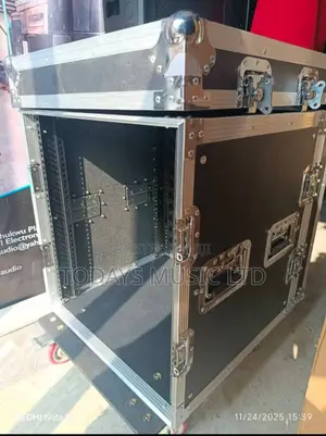 Sonik 12U Amplifier Rack