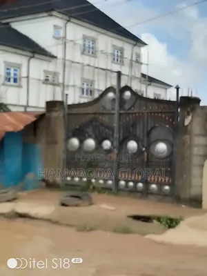 Standard Full Plot a Kan Titin Gwamna, Ikotun Lagos