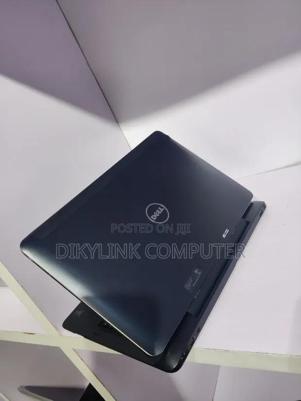 Dell Latitude 7350 Detachable Laptop 8GB RAM, 128GB SSD - 1
