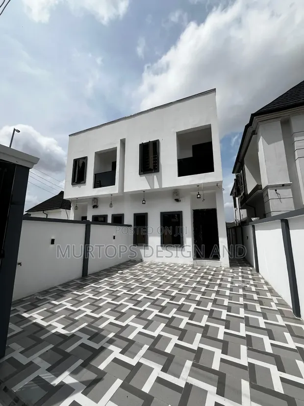 4 Bedroom Semi-Detached Duplex a Adekunle, Yaba Sayarwa - 1
