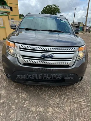 Ford Explorer XLT SUV AWD 2015