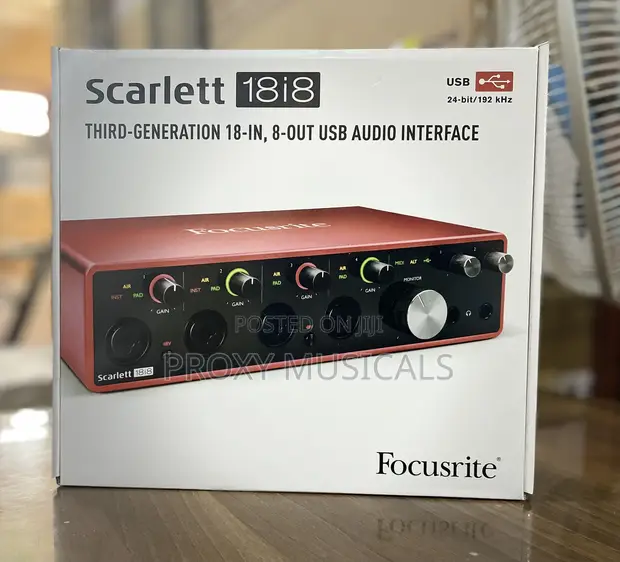 Focusrite Scarlett 18i8 3rd Gen USB Audio Interface - 1