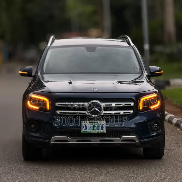 Mercedes-Benz GLB-Class 2022 Black - 1