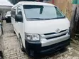Toyota HiAce 2013 Babban Rufi Bas - 3