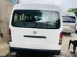 Toyota HiAce 2013 Babban Rufi Bas - 4