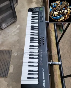 Alesis QX61 MIDI Controller