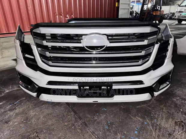Complete Front Bumper Toyota Land Cruiser LC300 - 1