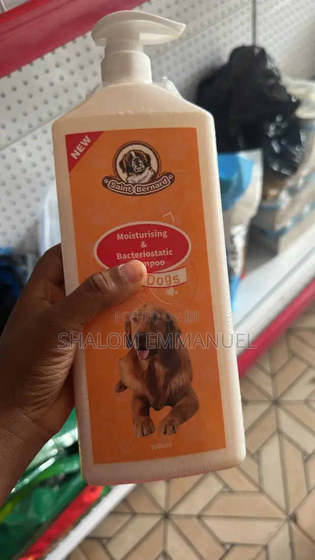 Saint Bernard Moisturizing Bacteriostatic Pet Shampoo - 1