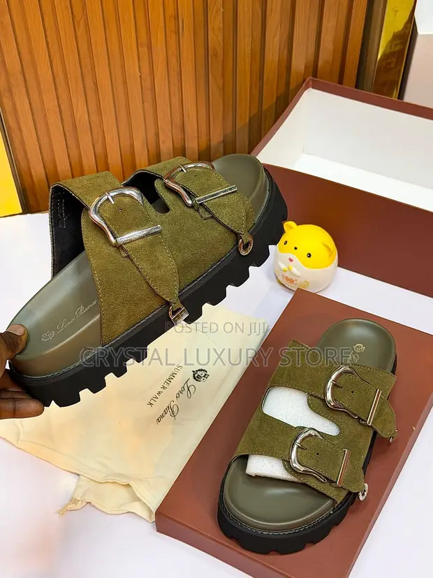 Toga Virilis Luxury Men's Genuine Leather Pams - 1