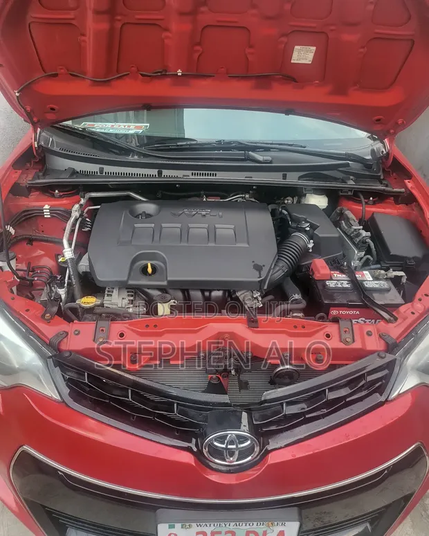 Toyota Corolla 2014 Red - 1