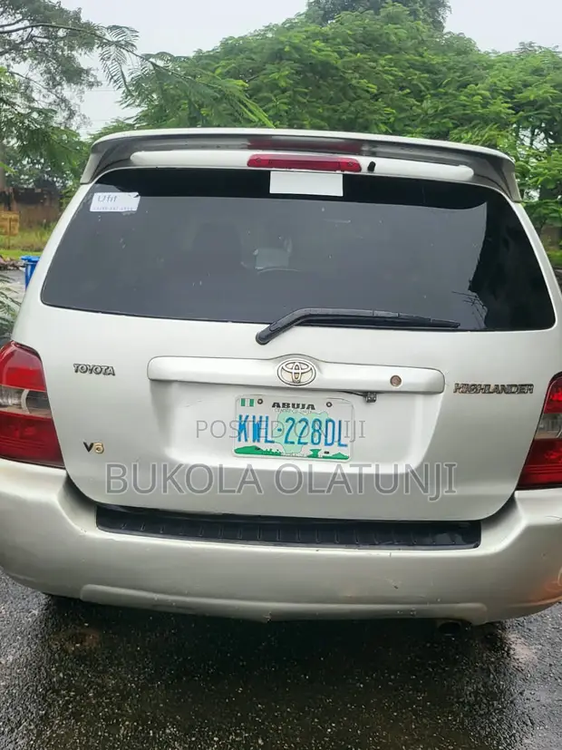 Toyota Highlander V6 2005 Gold - 1