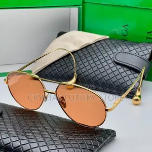 Bottega Veneta Luxury Ladies Sunglasses