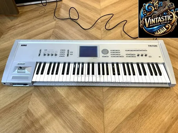 Korg Triton Studio 61-Key Workstation - 1