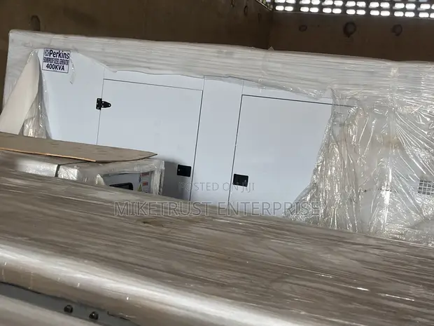 Perkins 400kVA Soundproof Diesel Generator - 1
