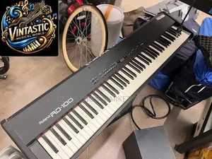 Roland RD-100 Digital Stage Piano