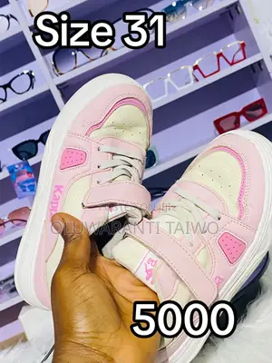 Children's Used Fashion Sneakers