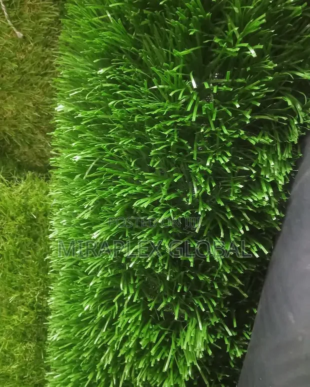20mm Artificial Grass for Landscaping - 1
