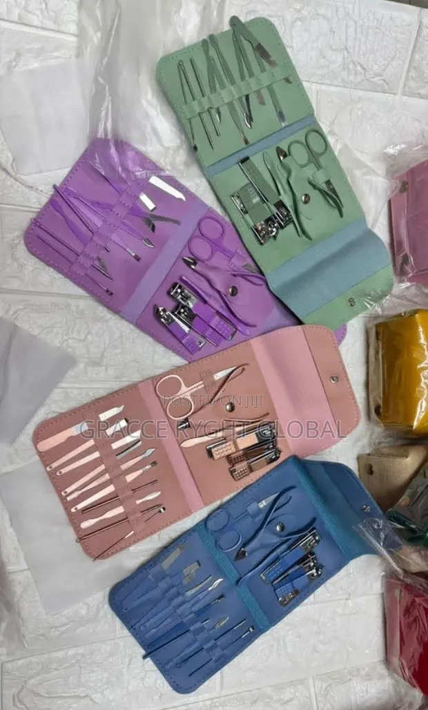 Premium Stainless Steel Manicure Set - 1