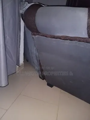 Kujerar Zama Mai Zama 7 da Aka Yi Amfani Da ita