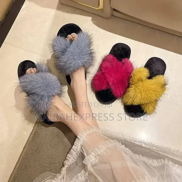 Classic Fluffy Indoor Slides - Brand New - 1