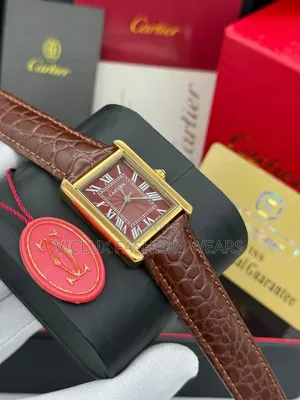 Cartier Kyakkyawar Agogon Hannu na Mata na Fata