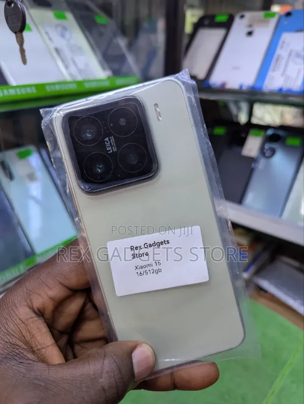 Xiaomi 15 512GB Fari (UK Na Amfani) - 1