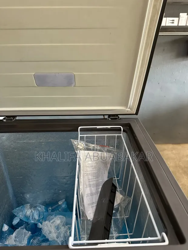 Hisense H250CFS 198L Silver Single Door Chest Freezer - 1