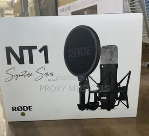 Røde NT1 Signature Series Studio Condenser Microphone