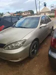 Toyota Camry 2004 Gold - 3