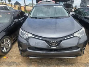 Toyota RAV4 Limited 2018