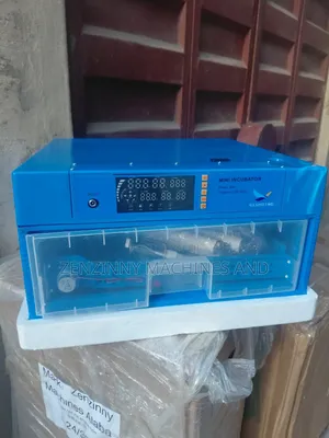 Brand New Egg Incubator - 32 Egg Capacity