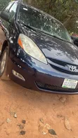 Toyota Sienna 2005 Blue - 2