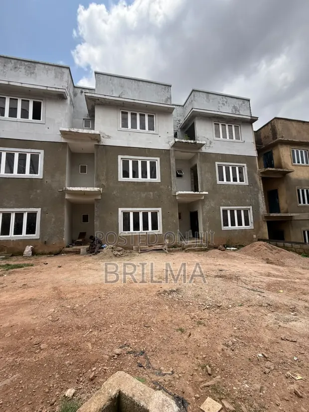2 Bedroom Apartment for Sale a Guzape, Abuja - 1