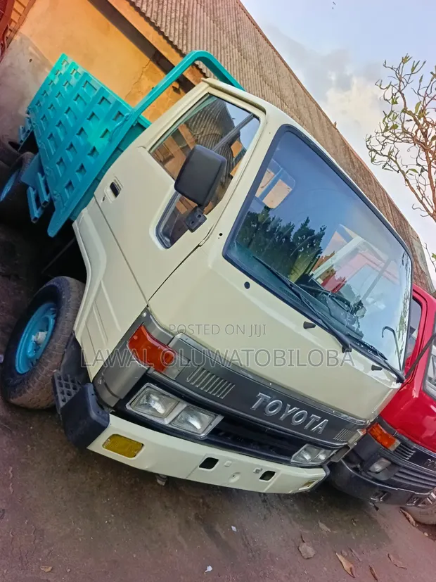 Used Toyota Dyna 150 (1999) - Petrol - 1