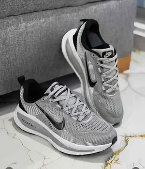 High Quality Nike Zoom Sneakers