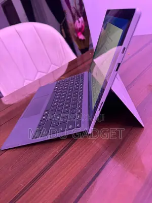 Microsoft Surface Pro 7+ 128GB SSD Intel Core i5 8GB RAM
