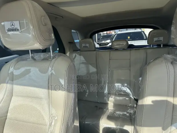 Mercedes-Benz GLE 350 4MATIC 2021 Black - 1
