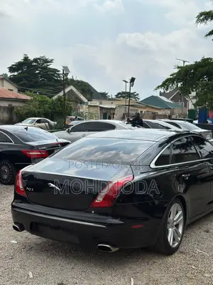 Jaguar XJ 2012 Black