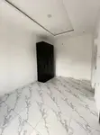 Gidan Kwana 1 a Estate Mai Girma, Ajah - 1