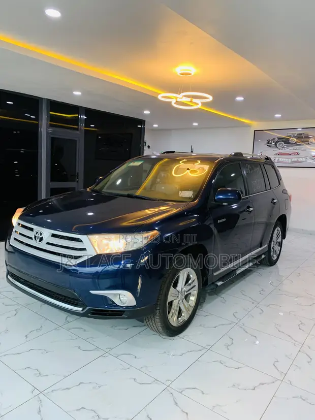 2012 Toyota Highlander Blue - 1