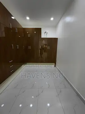 4-Bedroom Terrace Duplex don sayarwa a Jahi, Abuja