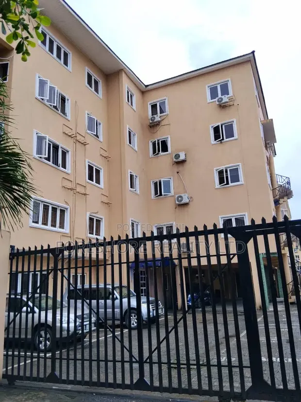 3-Bedroom Apartment with BQ for Rent in Oniru, VI Extension - 1