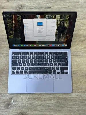 Apple MacBook Air 2022 M2 (8GB RAM, 256GB SSD)